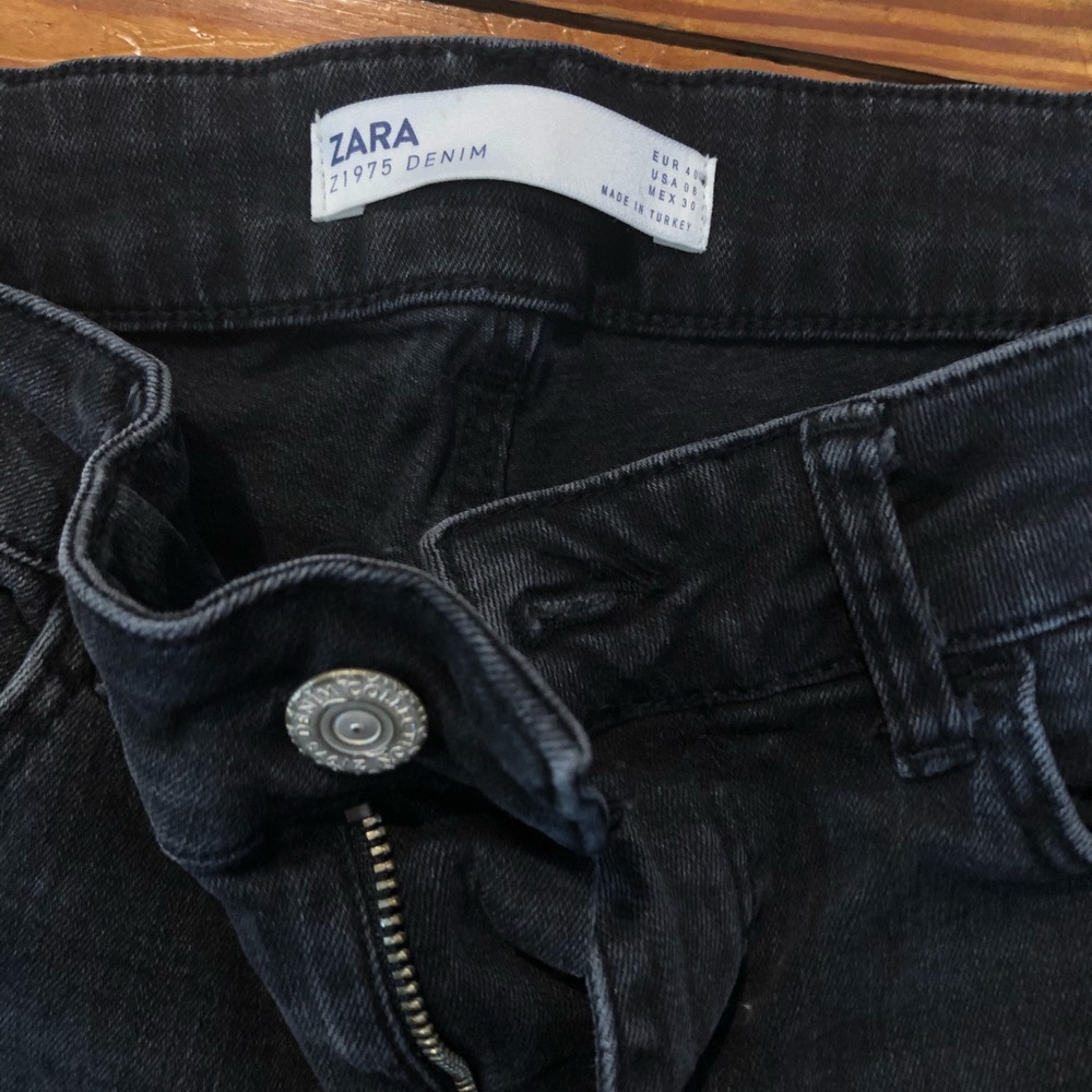 Black and Red Zara Jeans